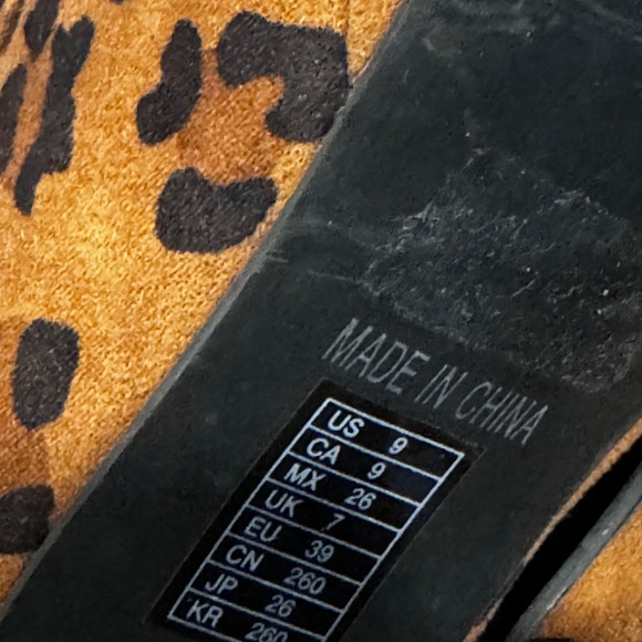 CHEETAH BOOTIES - Picture 8 of 9